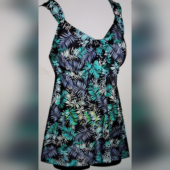 NWOT TANKINI SWIM DRESS BOY SHORT COVER UP MODEST SWIM BATHING SUIT SIZE… cute - Picture 2 of 10